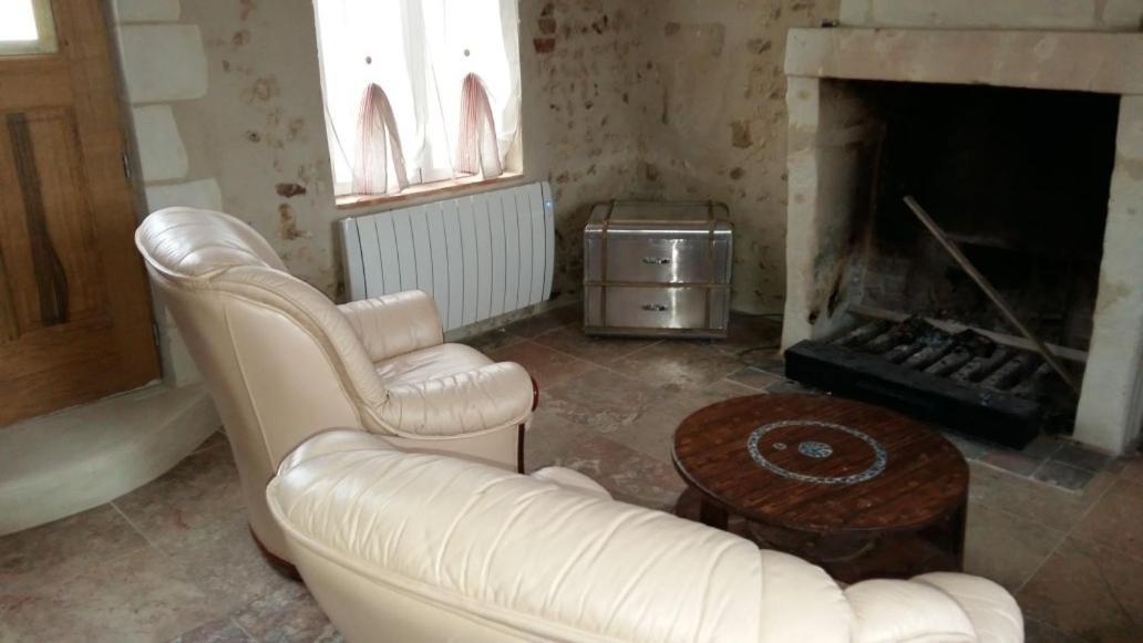 Chambre D'Hote Monthodon Exteriér fotografie