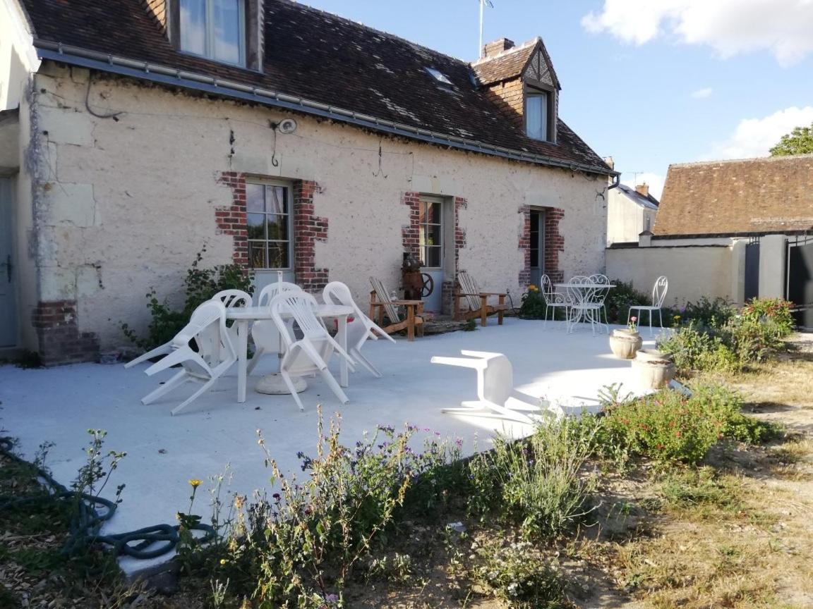 Chambre D'Hote Monthodon Exteriér fotografie